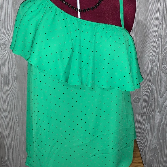 NWT Torrid Polka Dot Georgette One Shoulder Top - Picture 2 of 4